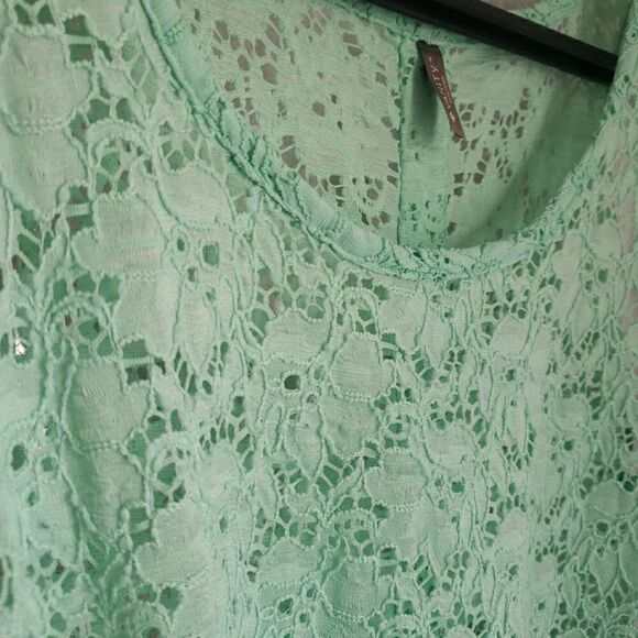 Y2K Vanity Essentials Women's Size M Mint Full Lace Tank Top No lining 90's - Picture 3 of 11